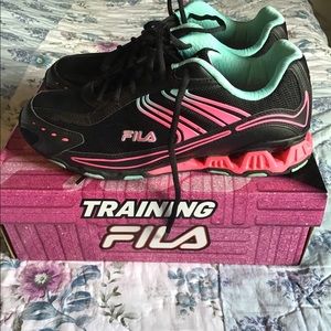 Fila Women’s sz 10 black, pink & blue trainers. Box NOT included